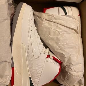 Jordan 2 Retro “Origins - Italy” - Size 2.5